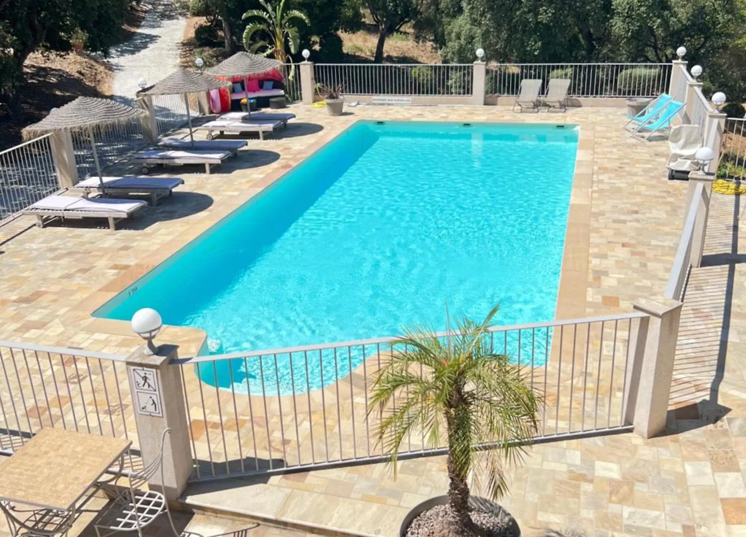 بورم لي ميموزا Villa Nais B&B فرنسا