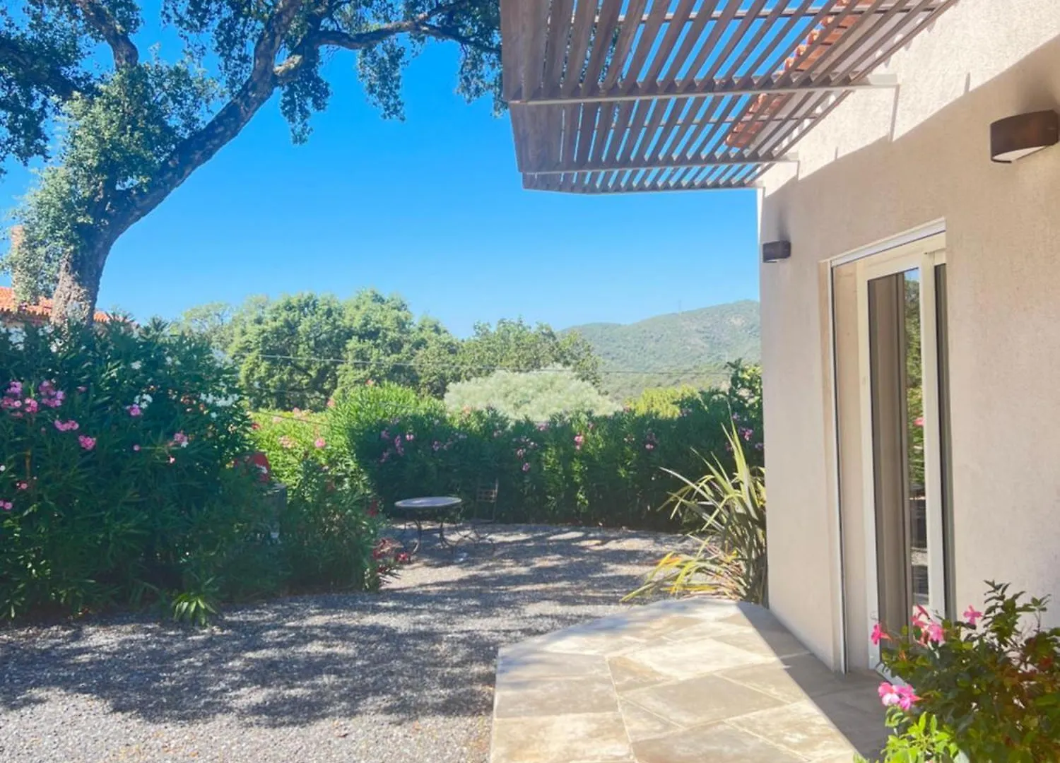 بورم لي ميموزا Villa Nais B&B 3*, بورم لي ميموزا