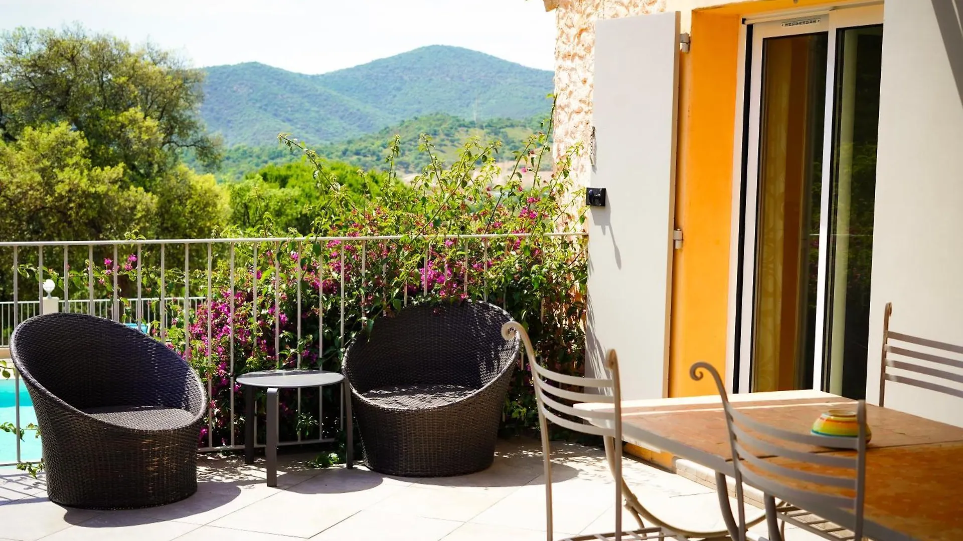 بورم لي ميموزا Villa Nais B&B 3*, بورم لي ميموزا